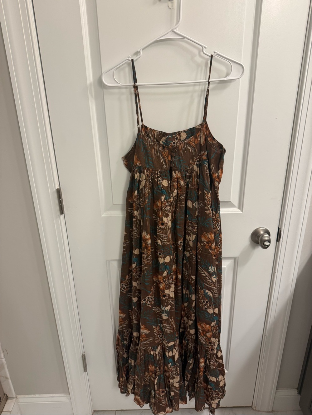 NATURAL LIFE Brown Floral Maxi Dress with Spaghetti Straps Size M - Picture 3 of 6